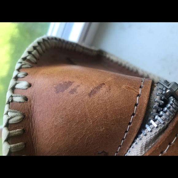 CHUI Vintage Leather Overnight Bag - Picture 2 of 5